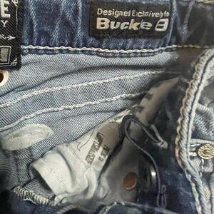 Boys - Reckless Stretch Short
SALVAGE size 14
